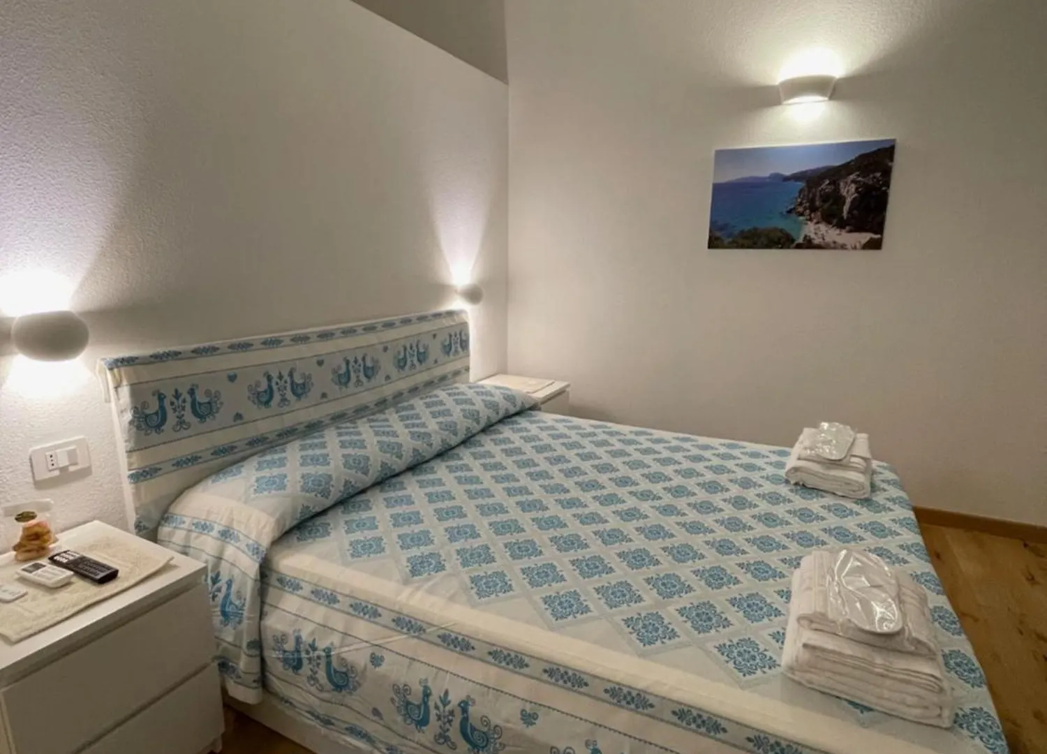 Hotel Sa Troppa De Sos Chentu Dorgali 0*,  Italia