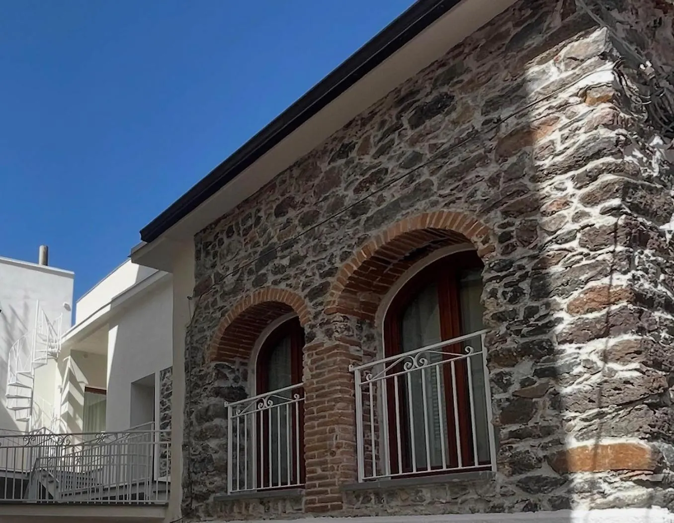 Affittacamere Hotel Sa Troppa De Sos Chentu Dorgali