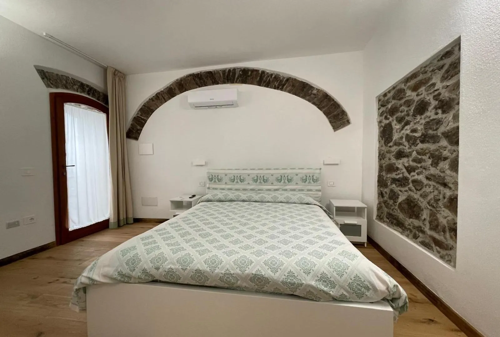 Hotel Sa Troppa De Sos Chentu à Dorgali Italie